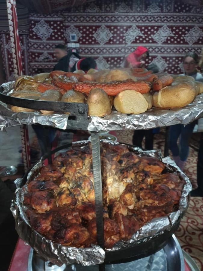 Bedouin Family Camp Hotel Вади Рум Екстериор снимка
