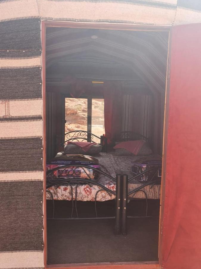 Bedouin Family Camp Hotel Вади Рум Екстериор снимка