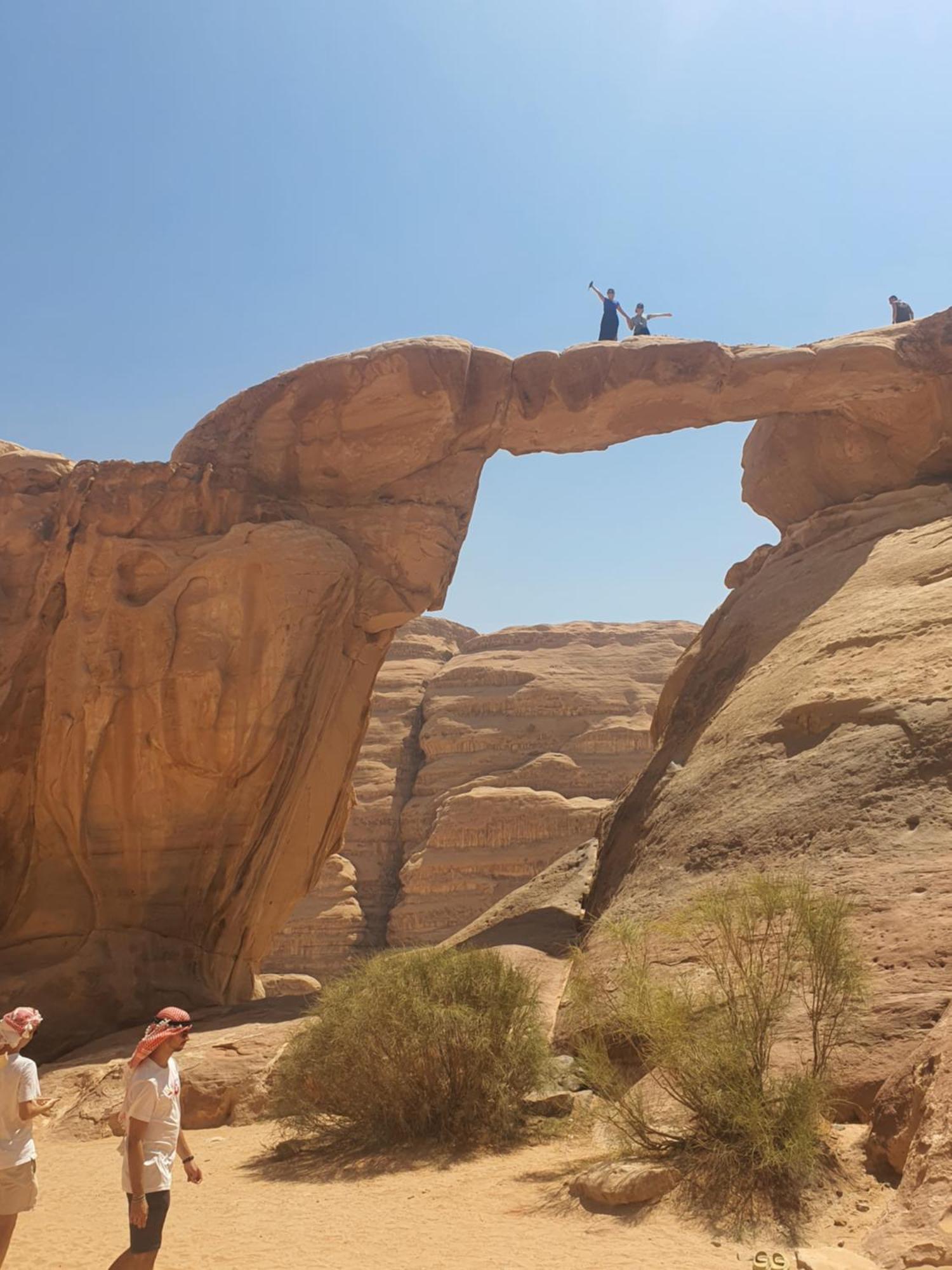 Bedouin Family Camp Hotel Вади Рум Екстериор снимка