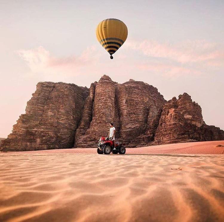Bedouin Family Camp Hotel Вади Рум Екстериор снимка